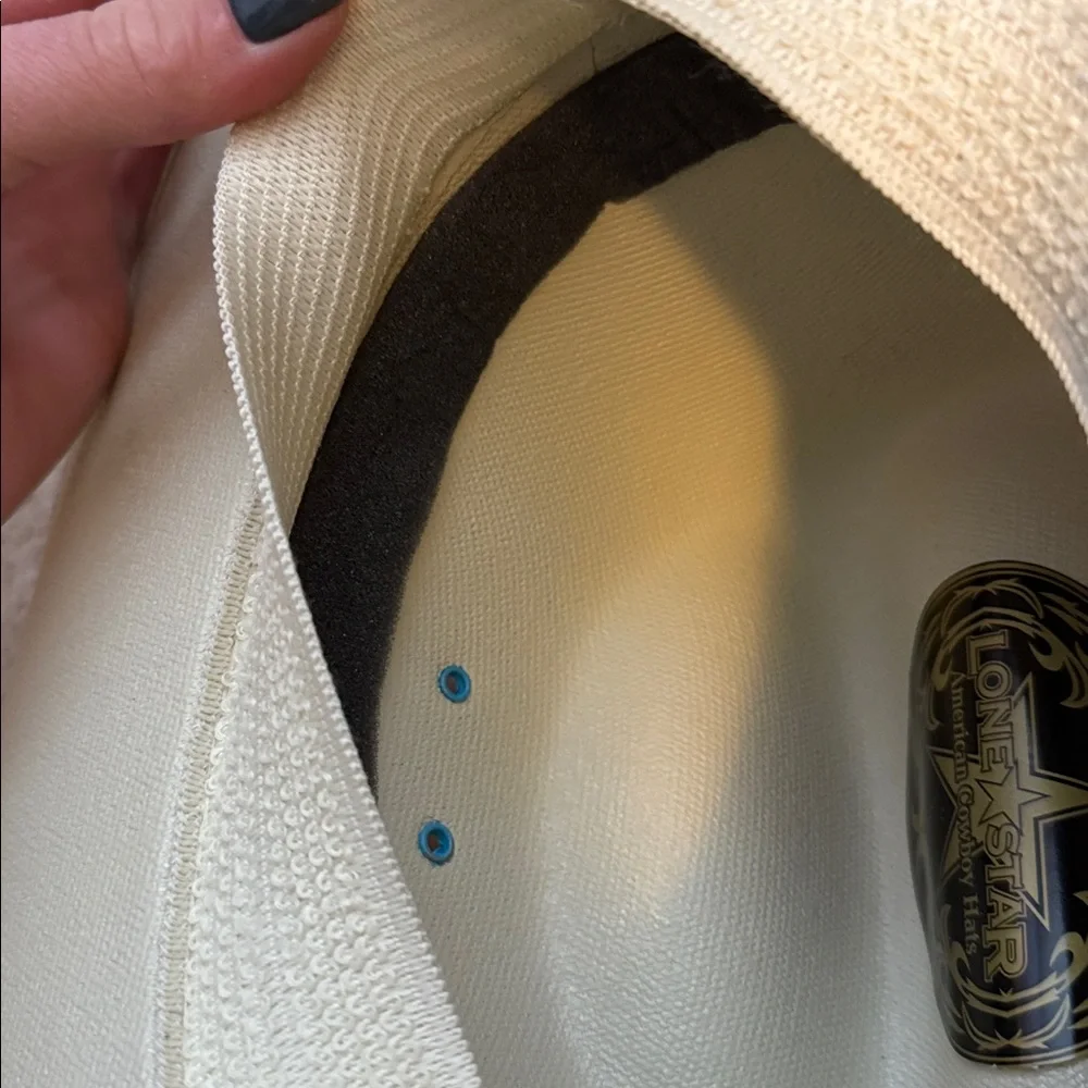 Cream Cowboy Hat with Patterned Band - Picture 4 of 4
